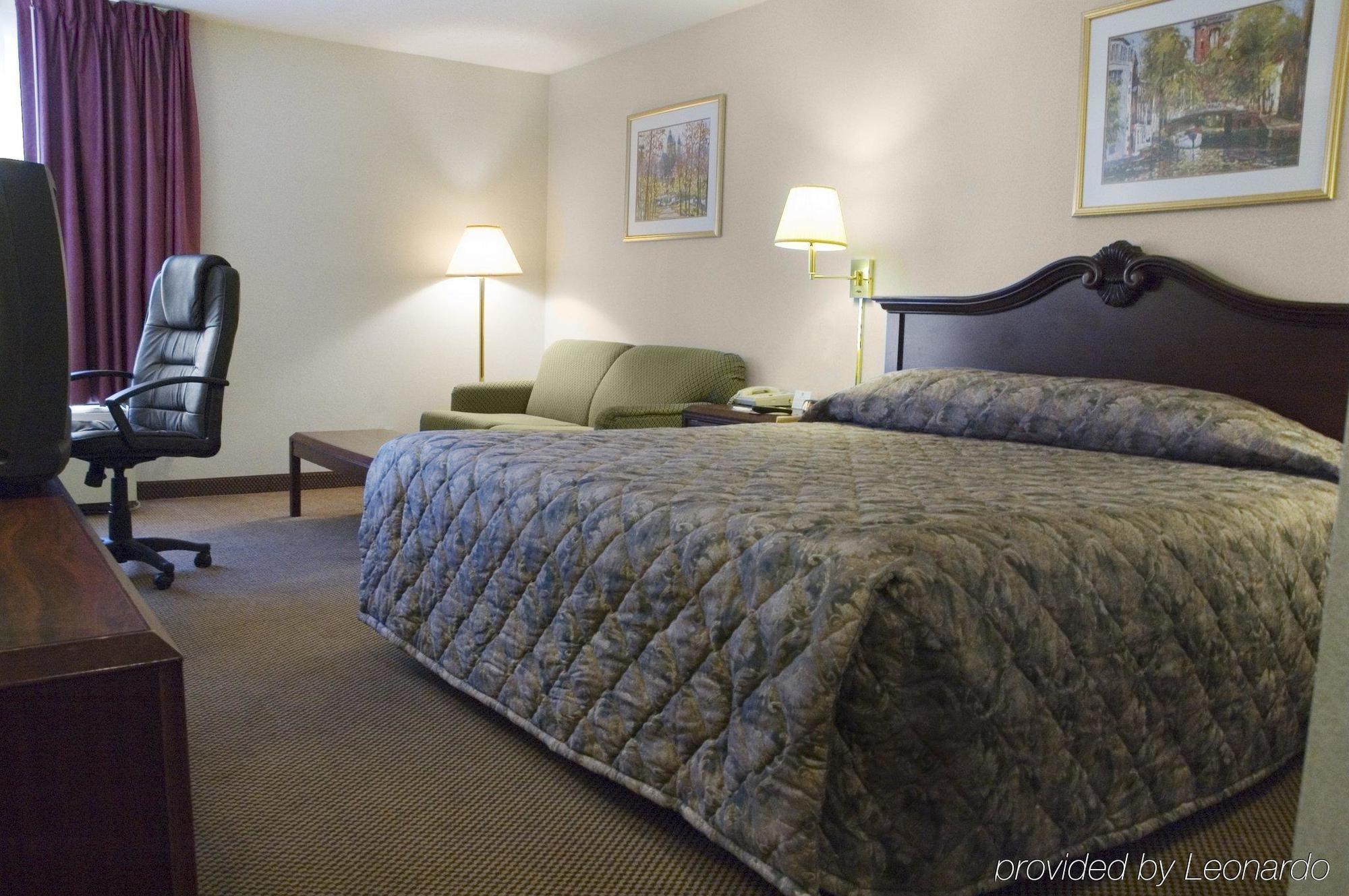 Clarion 2* Nashua